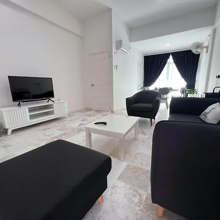 Lui Lui Comfy Condo In Great Location Kuah Exterior photo