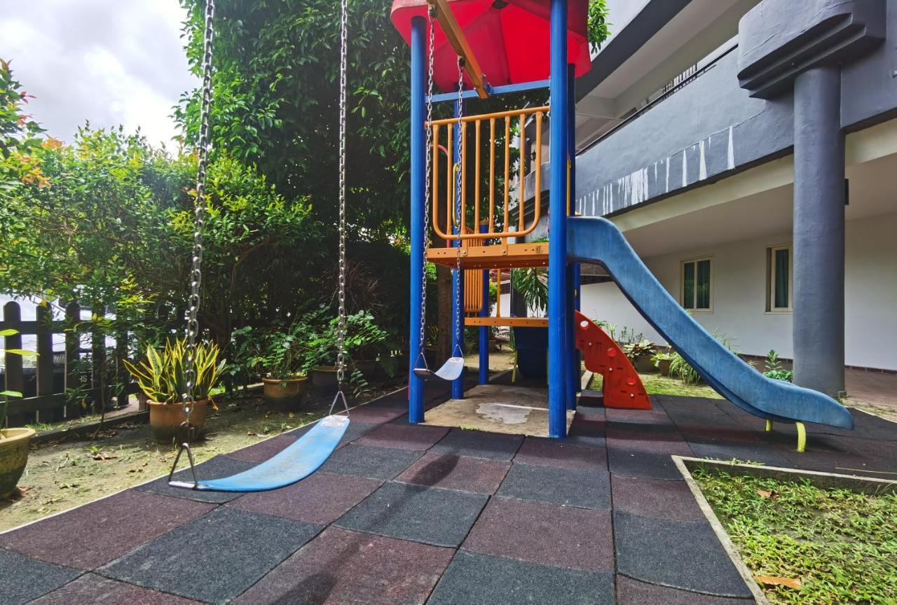Lui Lui Comfy In Great Location Apartment *